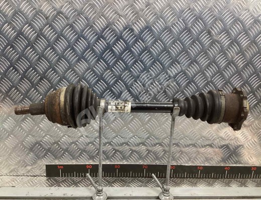 Полуось передняя левая (приводной вал, ШРУС) Volkswagen Golf IV (1J) 1997-2004  Volkswagen Golf Golf IV (1J) 1997-2004