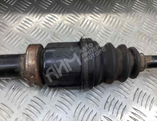 Полуось передняя правая (приводной вал, ШРУС) Volvo V70 II (SW) 2000-2008  Volvo V70 V70 II (SW) 2000-2008