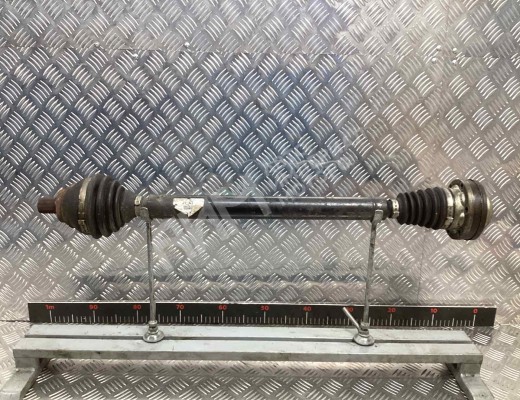 Полуось передняя правая (приводной вал, ШРУС) Volkswagen Passat B6 (3C) 2005-2010  Volkswagen Passat Passat B6 (3C) 2005-2010