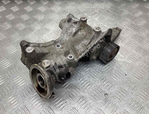 Корпус масляного фильтра Skoda Octavia A5 (1Z) 2004-2008  Skoda Octavia Octavia A5 (1Z) 2004-2008