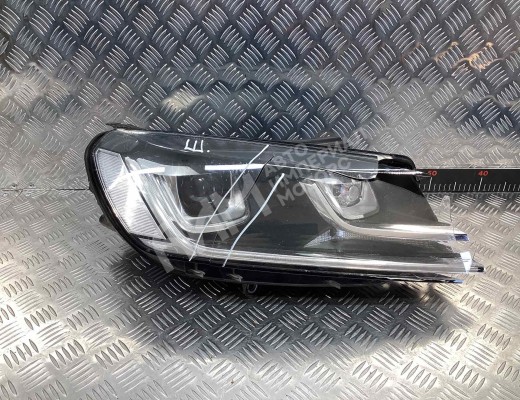 Фара правая Volkswagen Touareg II (7P) 2010-2014  Volkswagen Touareg Touareg II (7P) 2010-2014