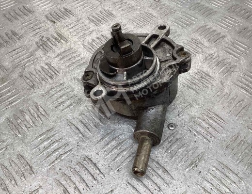 Насос вакуумный Mercedes Sprinter I (W901-905) 1995-2006  Mercedes Sprinter Sprinter I (W901-905) 1995-2006