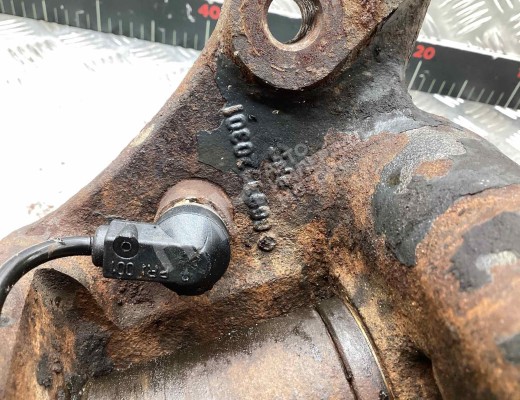 Цапфа передняя левая Mercedes Vario (W670) 1996-2013  Mercedes Vario Vario (W670) 1996-2013