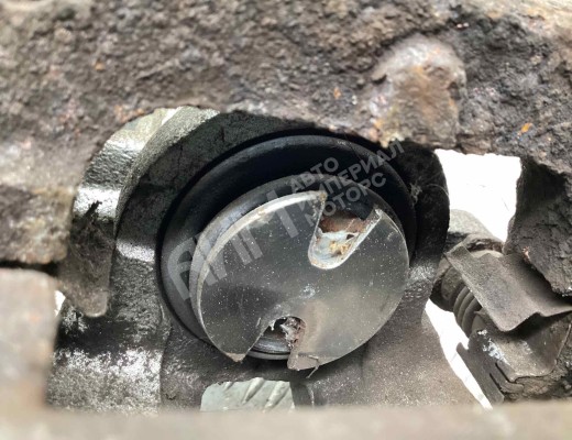 Суппорт задний правый Ford Mondeo III 2000-2003  Ford Mondeo Mondeo III 2000-2003