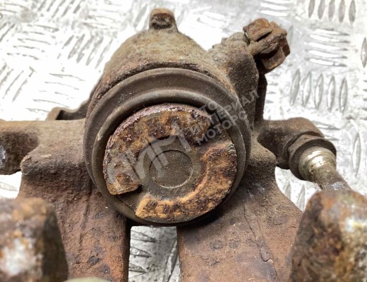Суппорт задний левый Audi A4 B7 (8EC, 8ED) 2004-2008  Audi A4 A4 B7 (8EC, 8ED) 2004-2008