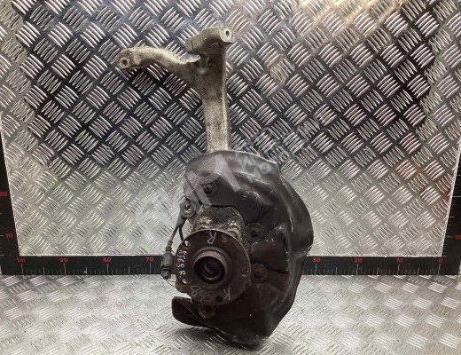 Кулак поворотный правый Audi A6 C6 (4F) 2004-2008  Audi A6 A6 C6 (4F) 2004-2008