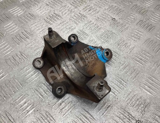 Кронштейн полуоси Ford Transit Connect I 2002-2009  Ford Transit Connect Transit Connect I 2002-2009