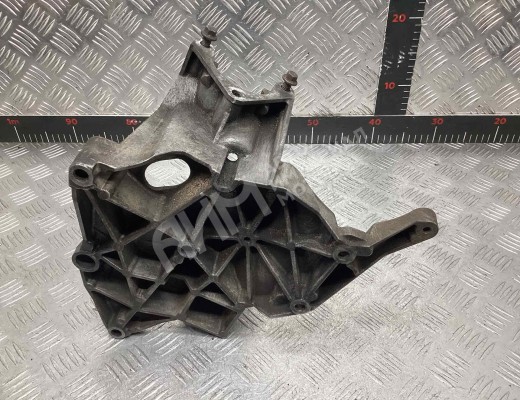 Кронштейн генератора Ford Transit Connect I 2002-2009  Ford Transit Connect Transit Connect I 2002-2009