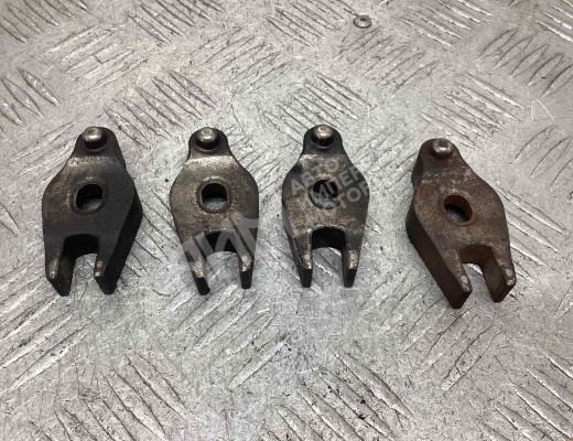 Скоба (кронштейн) крепления форсунки Ford Transit Connect I 2002-2009  Ford Transit Connect Transit Connect I 2002-2009