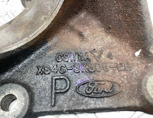 Кронштейн полуоси Ford Focus I 1998-2001  Ford Focus Focus I 1998-2001
