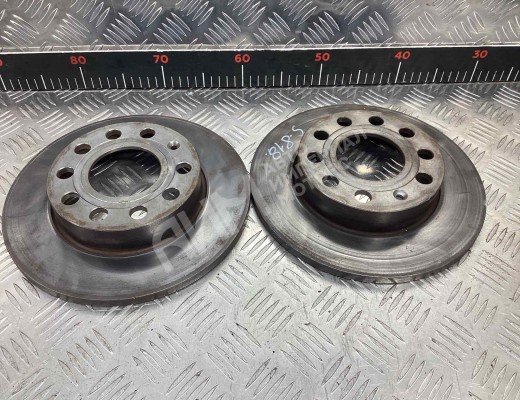 Диск тормозной задний Audi A4 B6 (8EC, 8E5) 2000-2004  Audi A4 A4 B6 (8EC, 8E5) 2000-2004