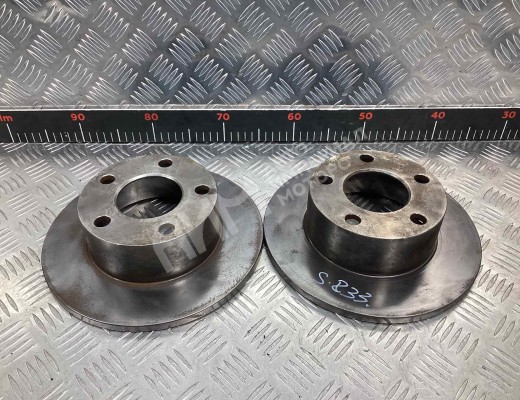 Диск тормозной задний Audi A6 C5 (4B) 1997-2001  Audi A6 A6 C5 (4B) 1997-2001