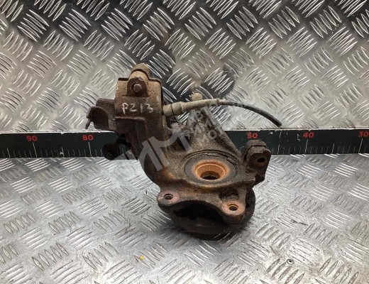 Ступица передняя правая Peugeot 306 1993-2003  Peugeot 306 306 1993-2003