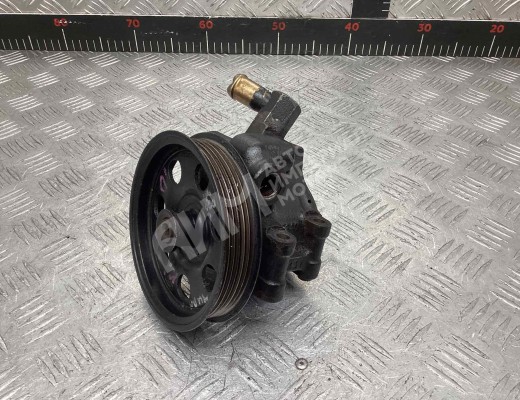 Насос гидроусилителя руля Ford Focus I 2001-2005 рестайлинг  Ford Focus Focus I 2001-2005 рестайлинг