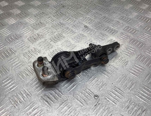 Кронштейн двигателя Volvo S70 (LS, LT) 1996-2000  Volvo S70 S70 (LS, LT) 1996-2000