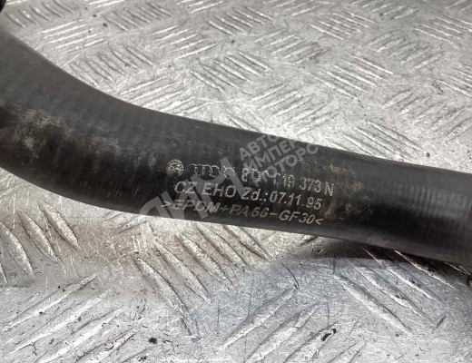 Патрубок отопителя (печки) Volkswagen Passat B5 (3B) 1996-2000  Volkswagen Passat Passat B5 (3B) 1996-2000