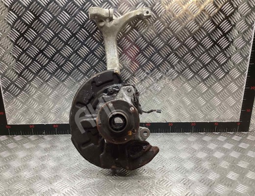 Кулак поворотный левый Audi A4 B7 (8EC, 8ED) 2004-2008  Audi A4 A4 B7 (8EC, 8ED) 2004-2008