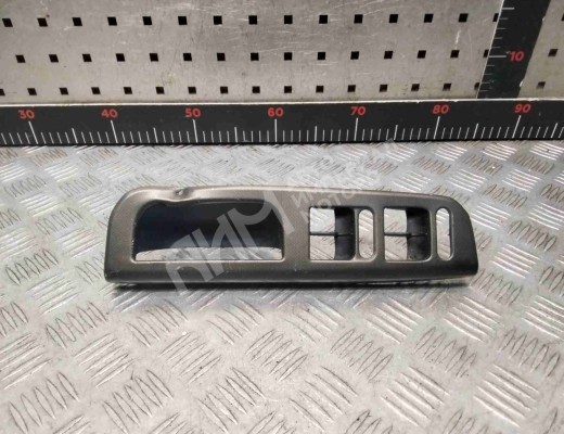 Ручка внутренняя передняя левая Volkswagen Golf IV (1J) 1997-2004  Volkswagen Golf Golf IV (1J) 1997-2004