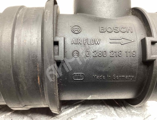 Расходомер воздуха Opel Astra H 2004-2007  Opel Astra Astra H 2004-2007