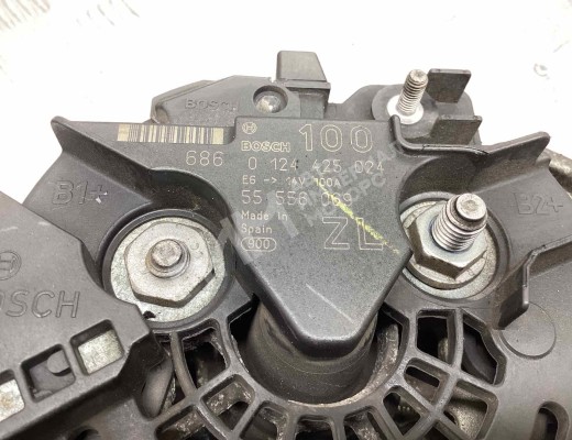 Генератор Opel Astra H 2004-2007  Opel Astra Astra H 2004-2007