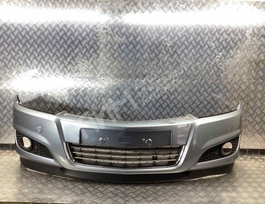 Бампер передний Opel Astra H 2007-2010 рестайлинг  Opel Astra Astra H 2007-2010 рестайлинг