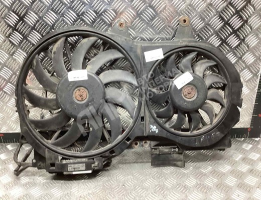 Блок управления вентилятором радиатора Audi A4 B7 (8EC, 8ED) 2004-2008  Audi A4 A4 B7 (8EC, 8ED) 2004-2008