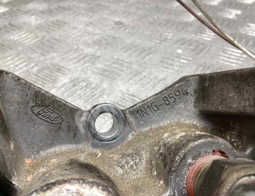 Фланец (тройник) системы охлаждения Ford Fusion (JU) 2002-2005  Ford Fusion Fusion (JU) 2002-2005