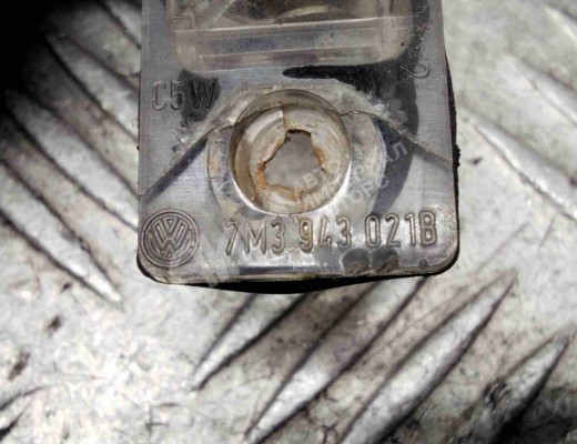 Подсветка номера Volkswagen Sharan I (7M) 2003-2010 2-й рестайлинг  Volkswagen Sharan Sharan I (7M) 2003-2010 2-й рестайлинг