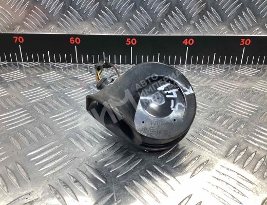 Сигнал (клаксон) Audi A4 B6 (8EC, 8E5) 2000-2004  Audi A4 A4 B6 (8EC, 8E5) 2000-2004