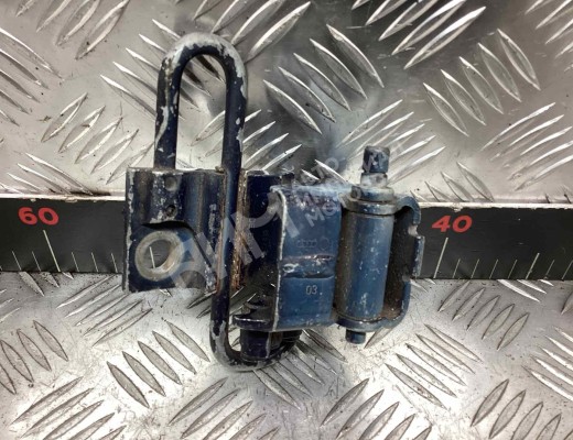 Петля двери передней левой Audi A6 C6 (4F) 2004-2008  Audi A6 A6 C6 (4F) 2004-2008