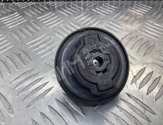 Крышка топливного бака Mercedes Vito II (W639) 2003-2010  Mercedes Vito Vito II (W639) 2003-2010