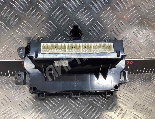 Блок управления печки/климат-контроля Kia Carnival II (VQ) 2006-2014  Kia Carnival Carnival II (VQ) 2006-2014