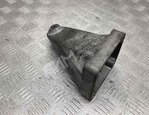 Кронштейн двигателя Mercedes E (W211) 2002-2006  Mercedes E E (W211) 2002-2006