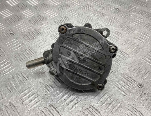 Насос вакуумный Mercedes E (W211) 2002-2006  Mercedes E E (W211) 2002-2006