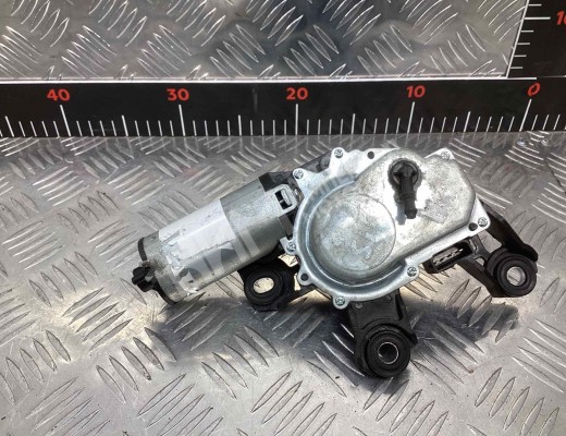 Моторчик заднего стеклоочистителя (дворника) Audi A6 Allroad C5 (4BH) 2000-2005  Audi A6 Allroad A6 Allroad C5 (4BH) 2000-2005