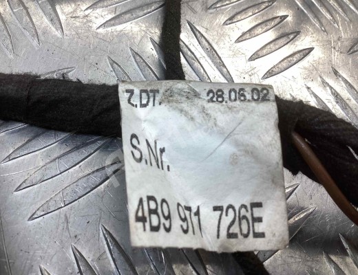 Проводка крышки багажника Audi A6 Allroad C5 (4BH) 2000-2005  Audi A6 Allroad A6 Allroad C5 (4BH) 2000-2005