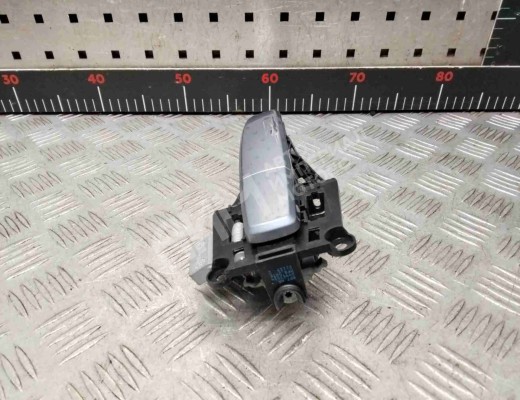 Ручка наружная передняя правая Opel Zafira B 2008-2015 рестайлинг  Opel Zafira Zafira B 2008-2015 рестайлинг