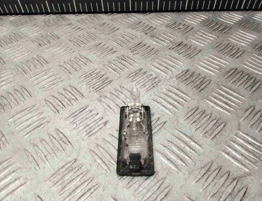 Подсветка номера Volkswagen Golf+ V (5M) 2005-2014  Volkswagen Golf Plus Golf+ V (5M) 2005-2014
