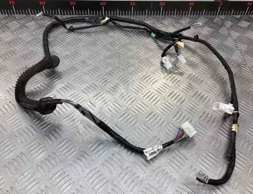 Проводка крышки багажника Mazda 3 I (BK) 2003-2009  Mazda 3 3 I (BK) 2003-2009