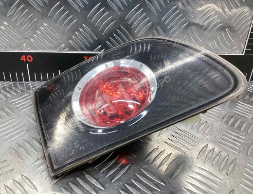 Фонарь крышки багажника левый Mazda 3 I (BK) 2003-2009  Mazda 3 3 I (BK) 2003-2009