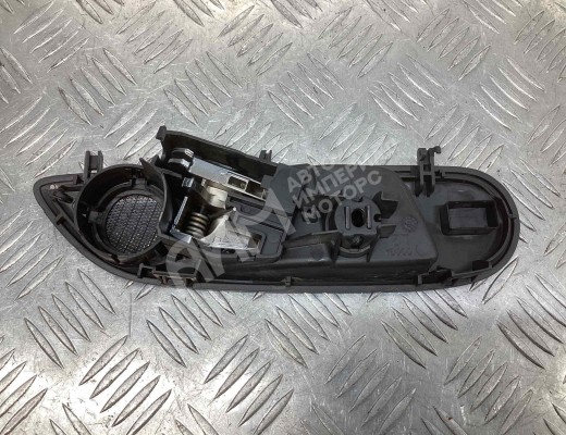 Ручка внутренняя передняя левая Ford Fiesta VI 2008-2018  Ford Fiesta Fiesta VI 2008-2018