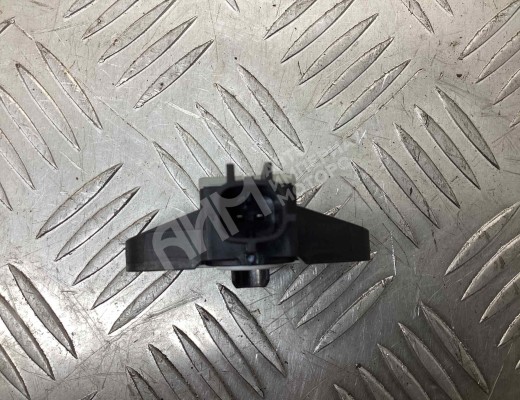 Датчик удара Volkswagen Passat B6 (3C) 2005-2010  Volkswagen Passat Passat B6 (3C) 2005-2010