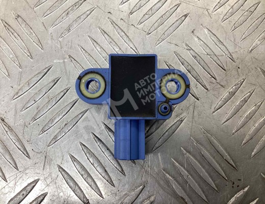 Датчик удара Volkswagen Passat B6 (3C) 2005-2010  Volkswagen Passat Passat B6 (3C) 2005-2010