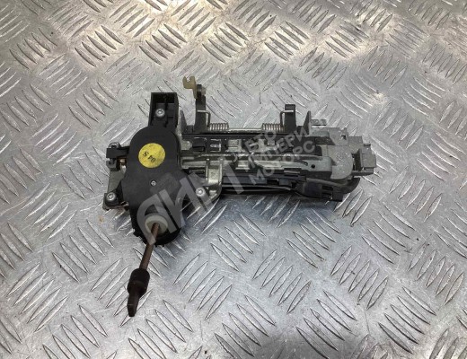 Ручка наружная передняя левая Audi A4 B6 (8EC, 8E5) 2000-2004  Audi A4 A4 B6 (8EC, 8E5) 2000-2004