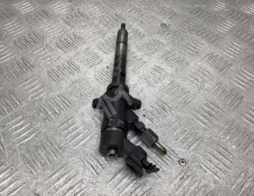 Форсунка Mazda 3 I (BK) 2003-2009  Mazda 3 3 I (BK) 2003-2009