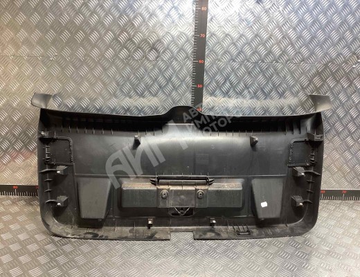 Обшивка крышки багажника Volkswagen Passat B6 (3C) 2005-2010  Volkswagen Passat Passat B6 (3C) 2005-2010