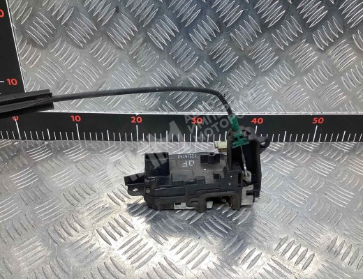 Замок двери передней левой Opel Astra H 2007-2010 рестайлинг  Opel Astra Astra H 2007-2010 рестайлинг