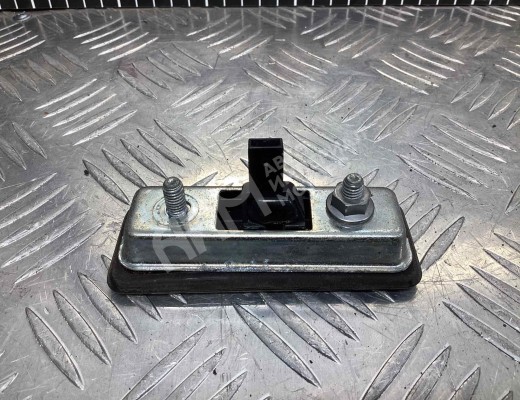 Кнопка открытия багажника Skoda Octavia A5 (1Z) 2004-2008  Skoda Octavia Octavia A5 (1Z) 2004-2008