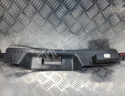 Обшивка крышки багажника Opel Astra H 2004-2007  Opel Astra Astra H 2004-2007