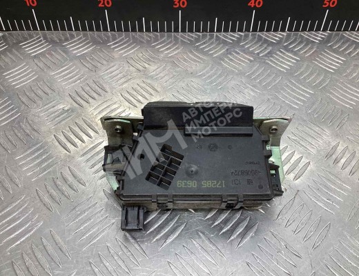 Замок багажника Opel Astra H 2007-2010 рестайлинг  Opel Astra Astra H 2007-2010 рестайлинг